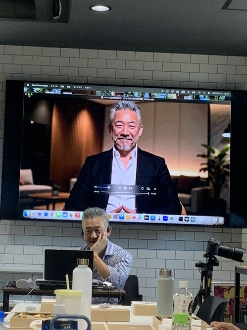 社長とAI社長１　.jpg